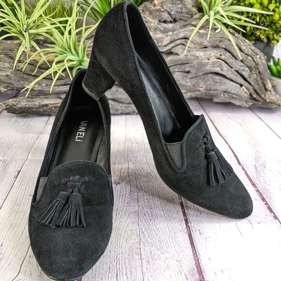 Vaneli Gemma Suede Block Heel Tassel Pumps - Picture 1 of 8